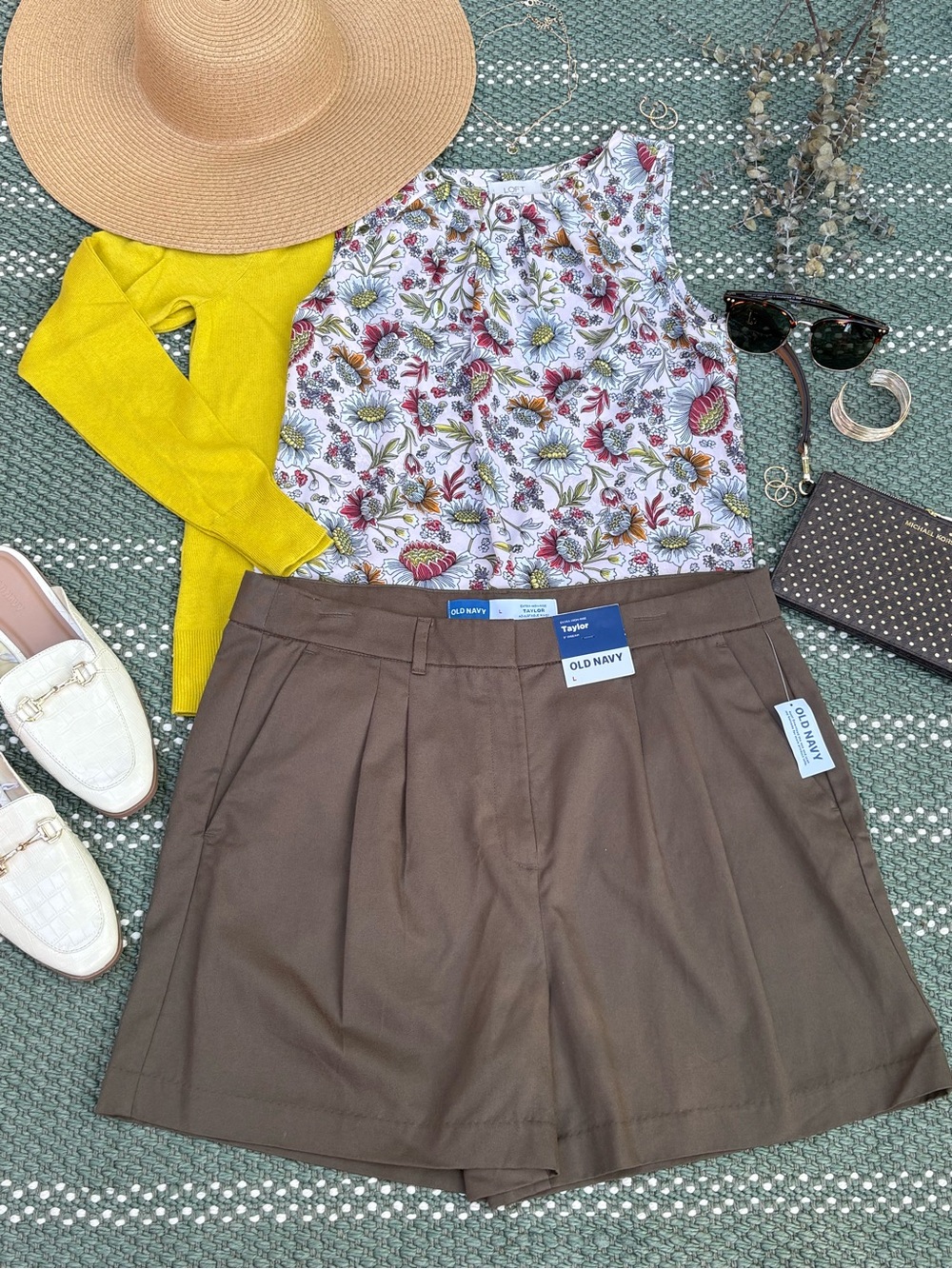NWT Extra High-Waisted Taylor Trouser Shorts 5-Inch Inseam